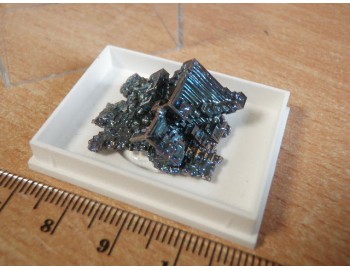 Bismut krystal č.41