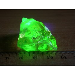 Uranové sklo - vzorek č.300 21g