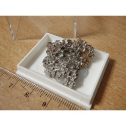 Bismut krystal č.54